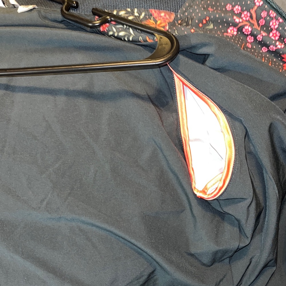 Puma liberty Women's Multicolor Floral Bomber Jacket windbreaker - Picture 5 of 5